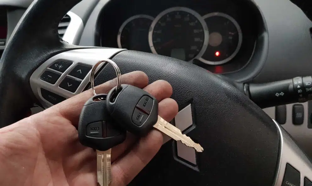 Mitsubishi key1.jpg