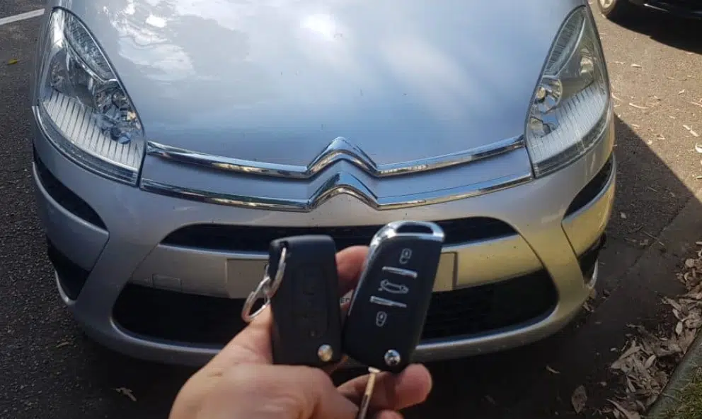 citroen key1.jpg